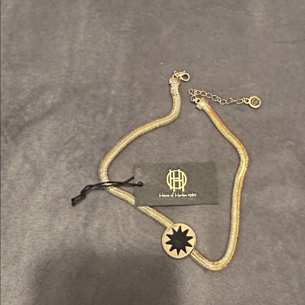 House of Harlow 1960 Gold Starburst Pendant Necklace